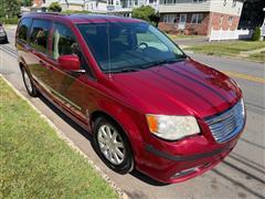 2014 Chrysler Town & Country 