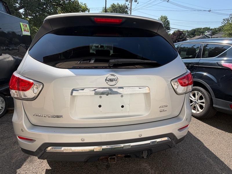 Nissan Pathfinder SL 4WD 2013