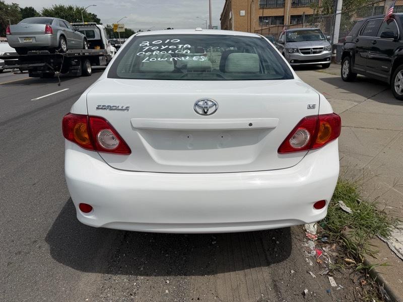 Toyota Corolla LE 4-Speed AT 2010