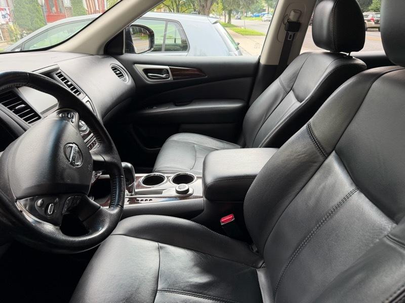 Nissan Pathfinder SL 4WD 2014