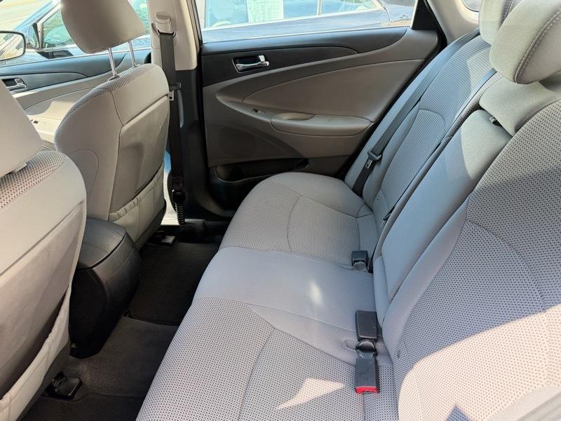 Hyundai Sonata GLS 2013