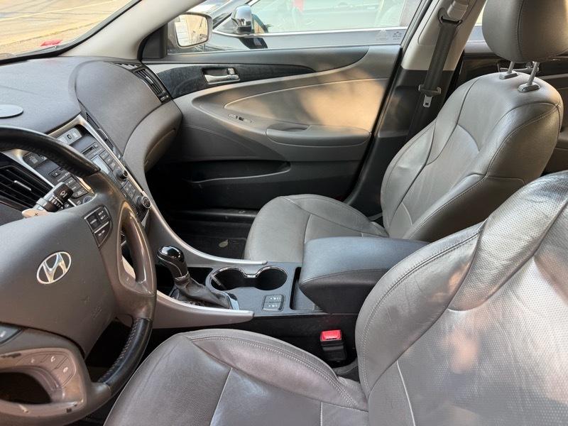Hyundai Sonata Limited Auto 2012