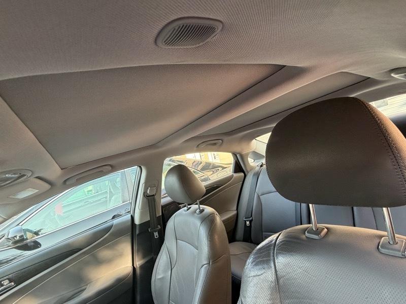 Hyundai Sonata Limited Auto 2012