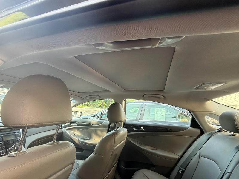 Hyundai Sonata Limited Auto 2012