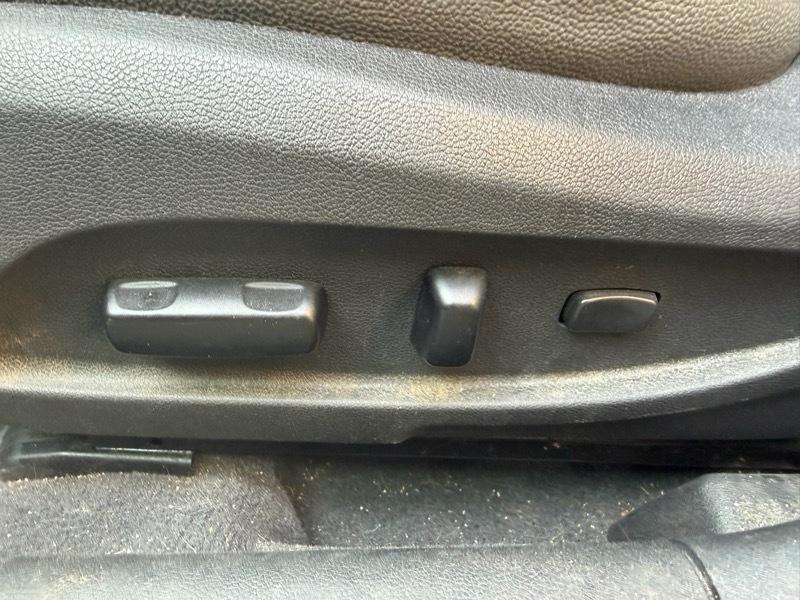 Hyundai Sonata Limited Auto 2012