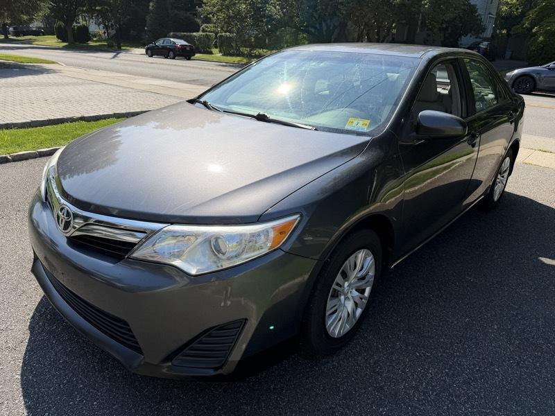 Toyota Camry LE 2013