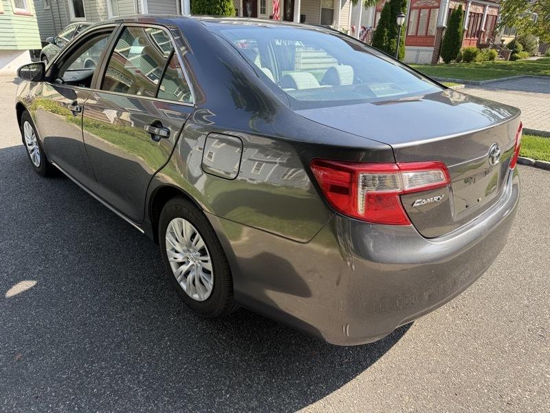 Toyota Camry LE 2013