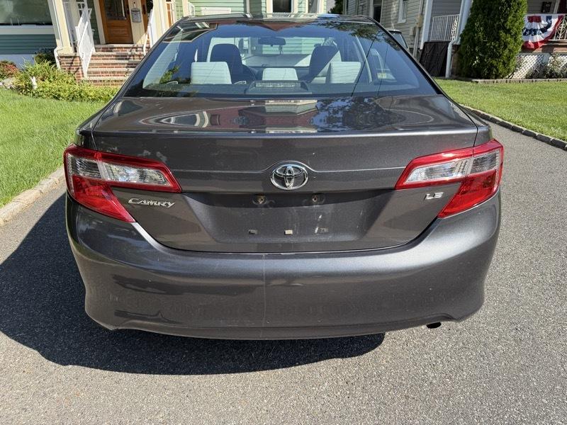 Toyota Camry LE 2013