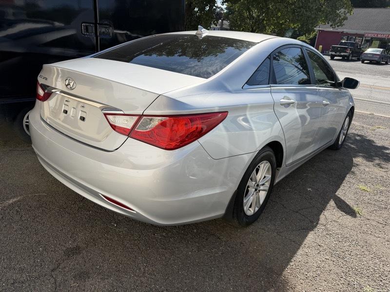 Hyundai Sonata GLS 2013