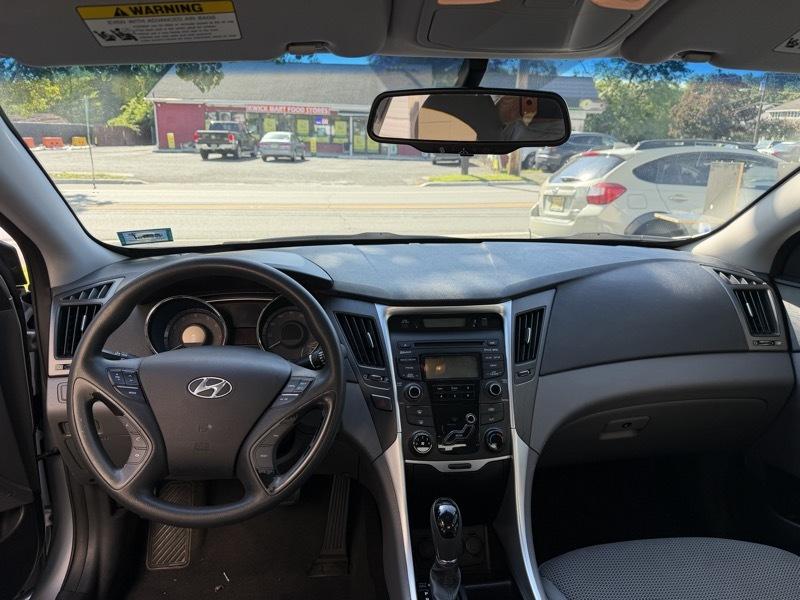Hyundai Sonata GLS 2013