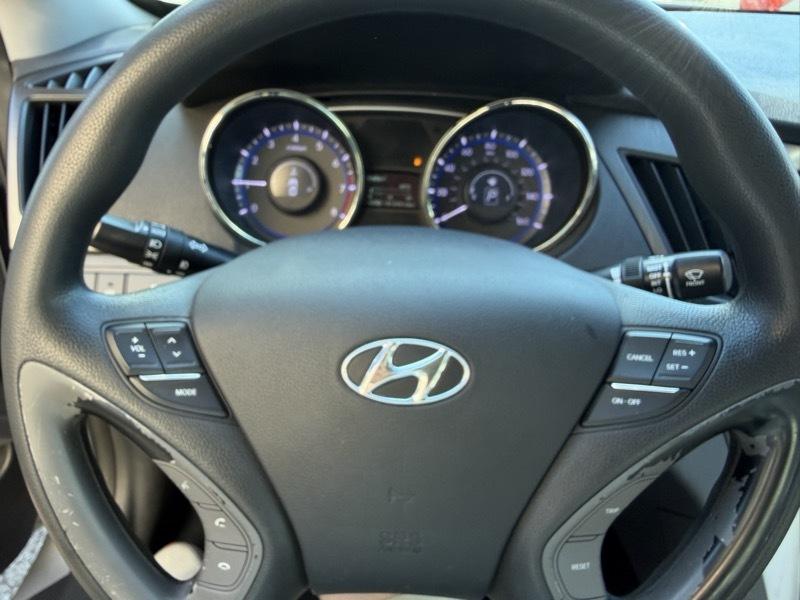 Hyundai Sonata GLS 2013