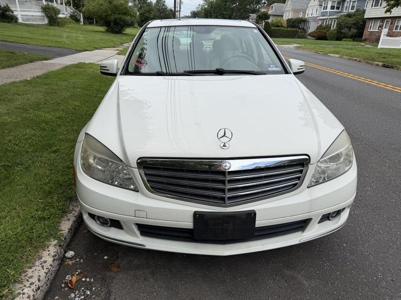 Mercedes-Benz C-Class C300 4MATIC Luxury Sedan 2010