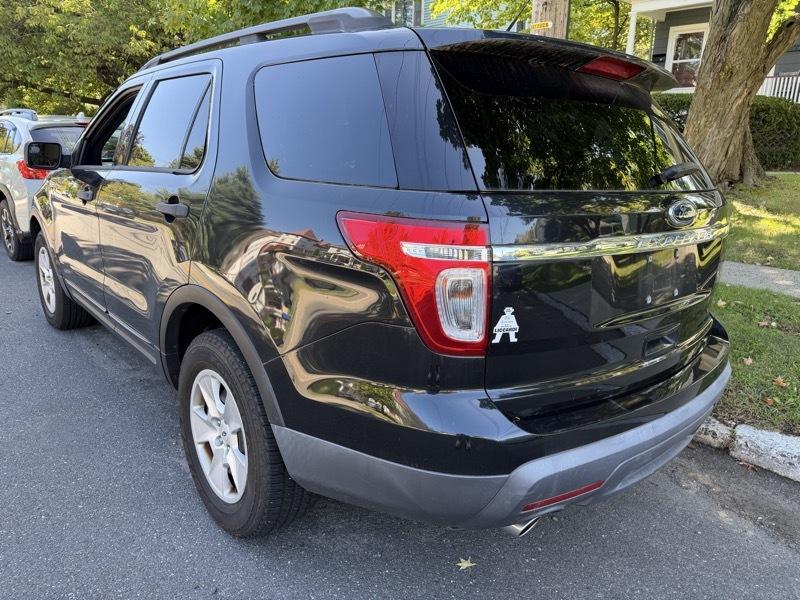Ford Explorer Base FWD 2014