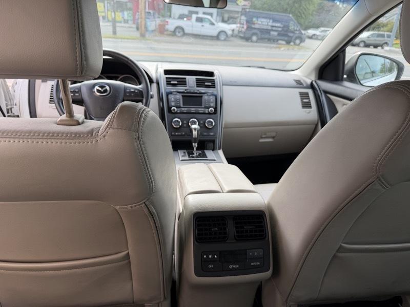 Mazda CX-9 Touring AWD 2012