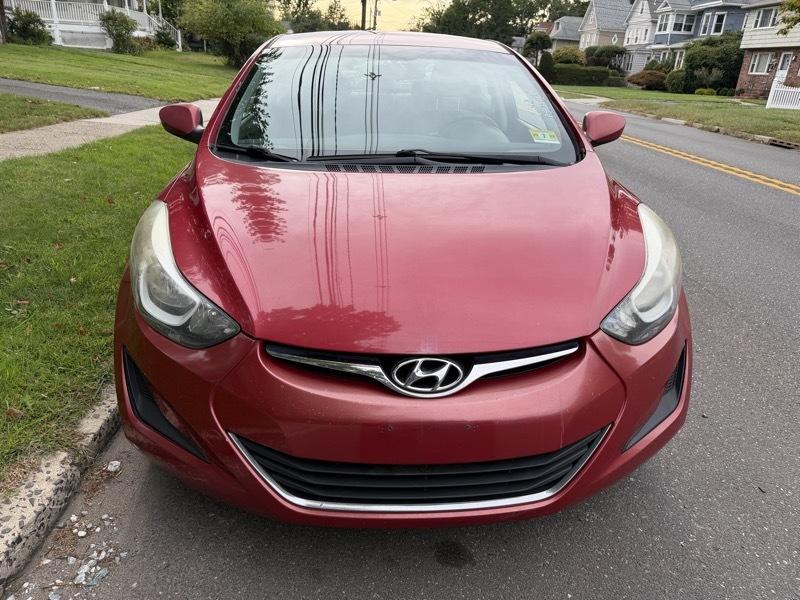 Hyundai Elantra SE 6AT 2015