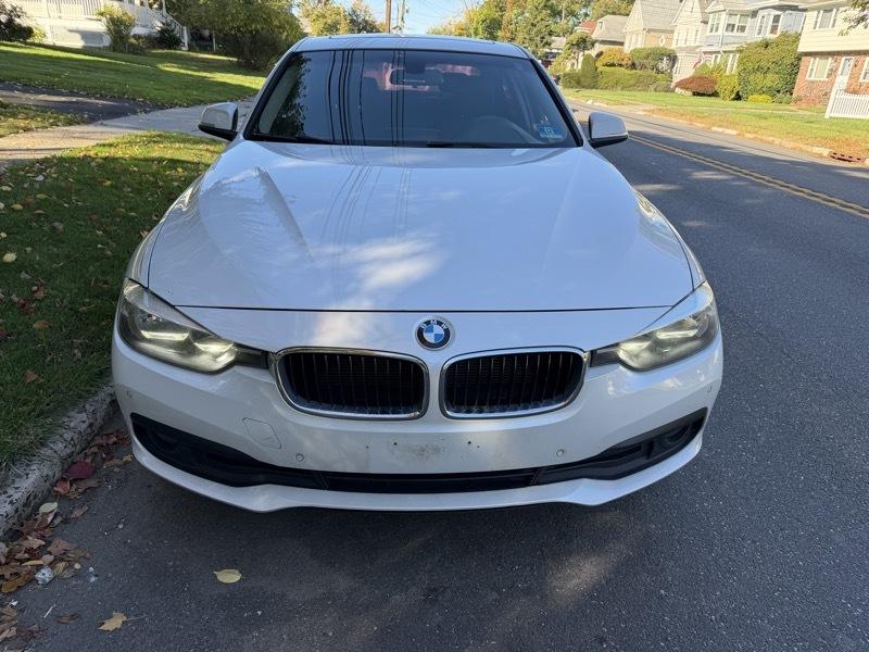 BMW 3-Series 320i xDrive Sedan 2016