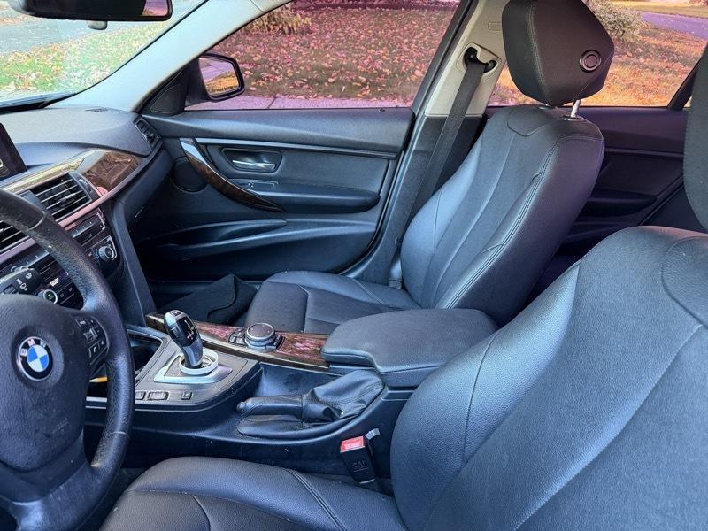 BMW 3-Series 320i xDrive Sedan 2016