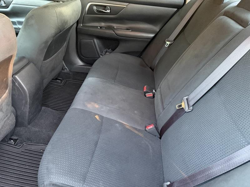 Nissan Altima 2.5 S 2015