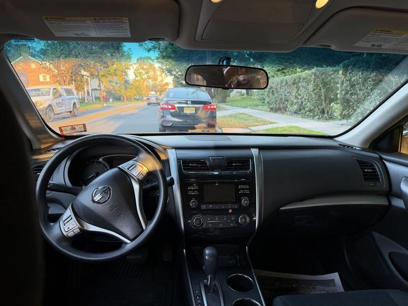 Nissan Altima 2.5 S 2015