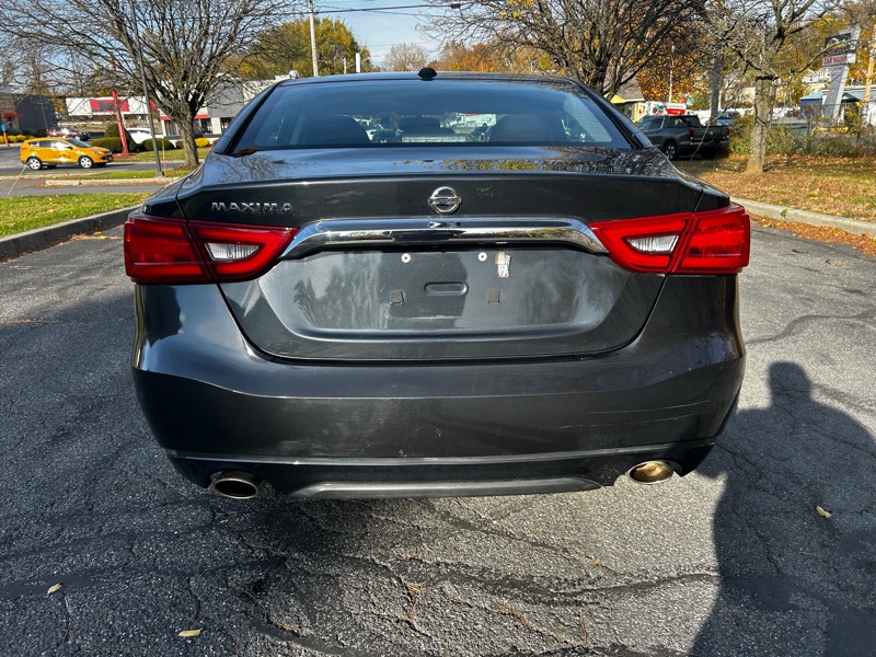 2016 Nissan Maxima S photo 4
