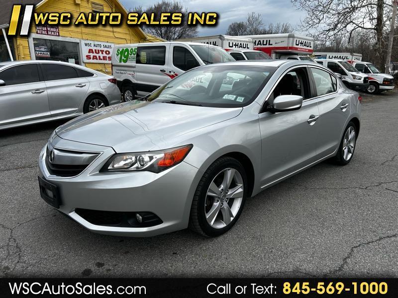 2013 Acura ILX 5-Spd AT w/ Technology Package