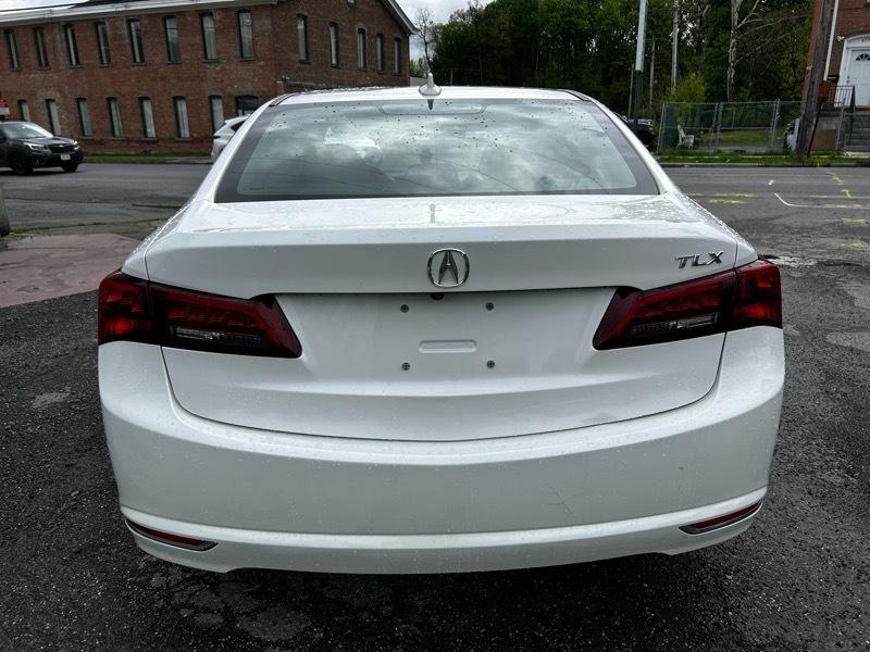 Acura TLX 8-Spd DCT 2016