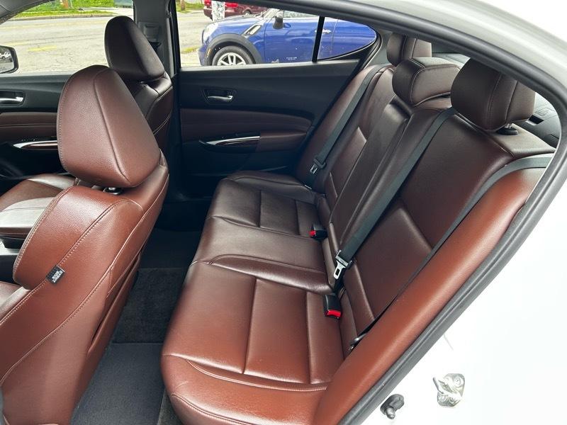 Acura TLX 8-Spd DCT 2016