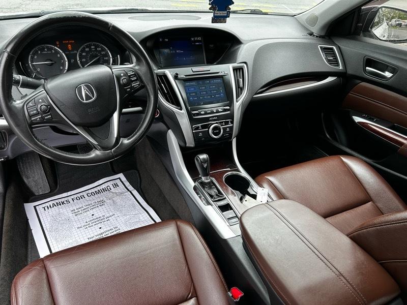 Acura TLX 8-Spd DCT 2016