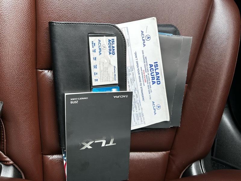 Acura TLX 8-Spd DCT 2016