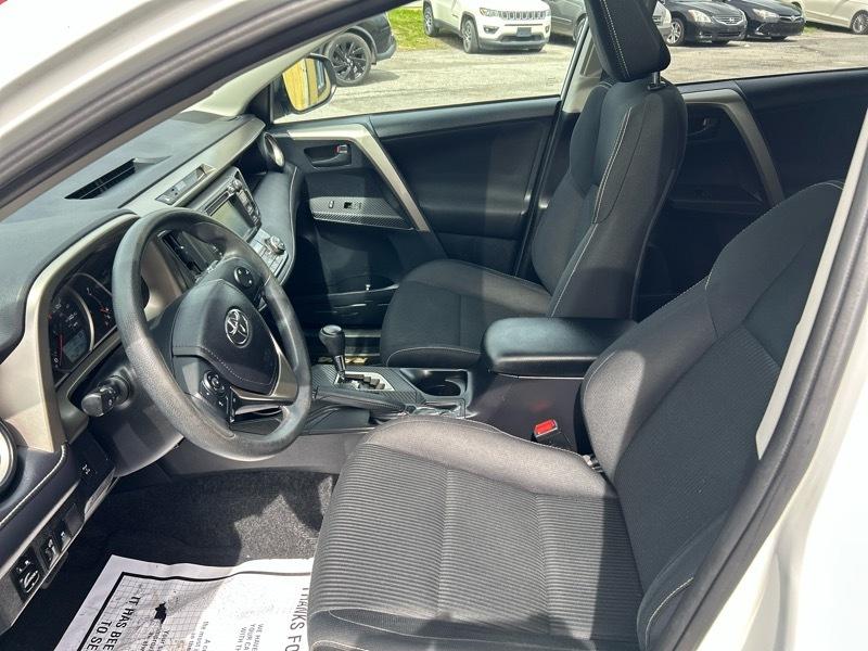 Toyota RAV4 XLE AWD 2013