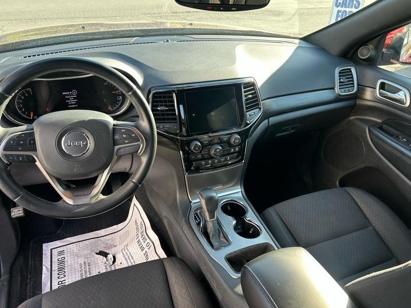 Jeep Grand Cherokee Laredo 4WD 2020