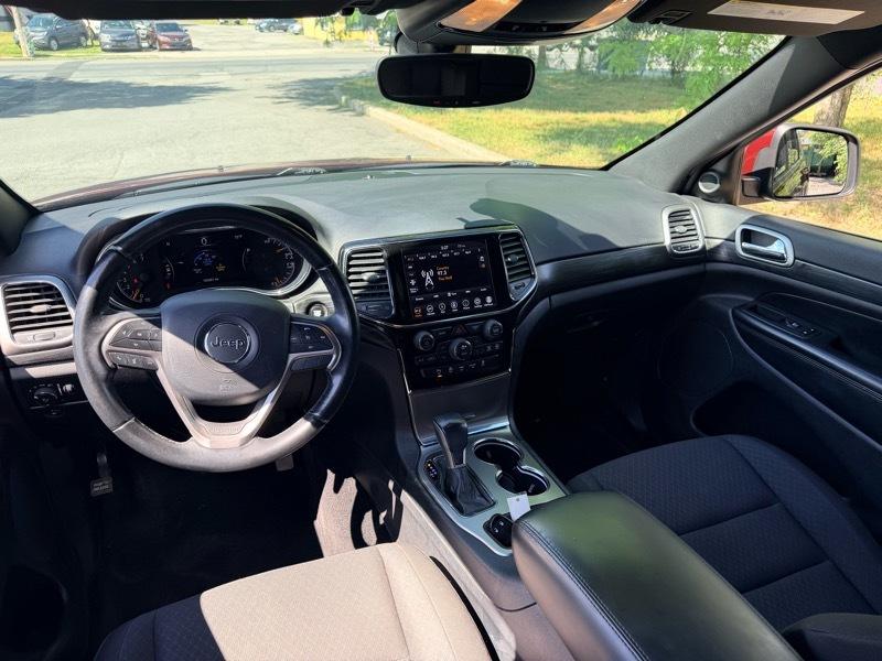 Jeep Grand Cherokee Laredo 4WD 2020