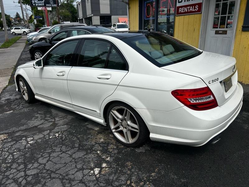 Mercedes-Benz C-Class C300 4MATIC Luxury Sedan 2012