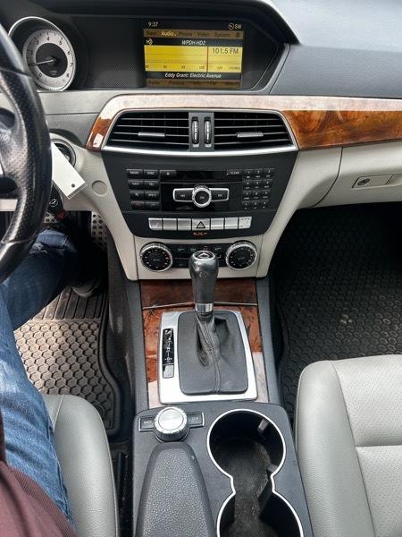 Mercedes-Benz C-Class C300 4MATIC Luxury Sedan 2012