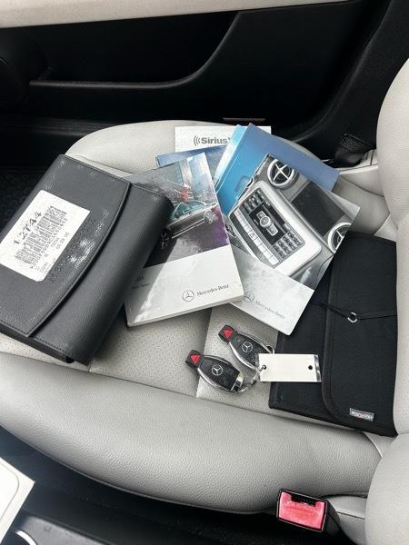 Mercedes-Benz C-Class C300 4MATIC Luxury Sedan 2012