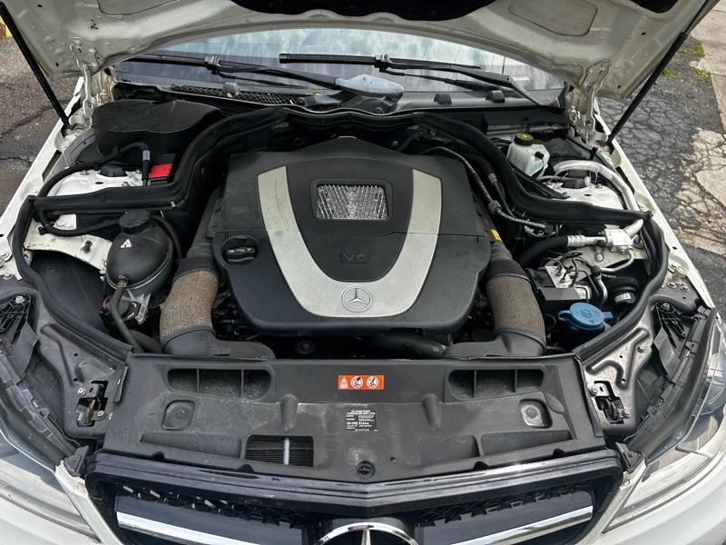 Mercedes-Benz C-Class C300 4MATIC Luxury Sedan 2012