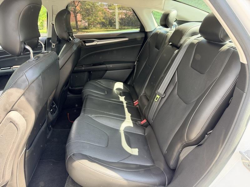 Ford Fusion Titanium AWD 2013