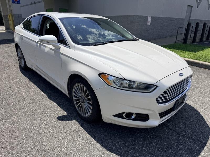 Ford Fusion Titanium AWD 2013