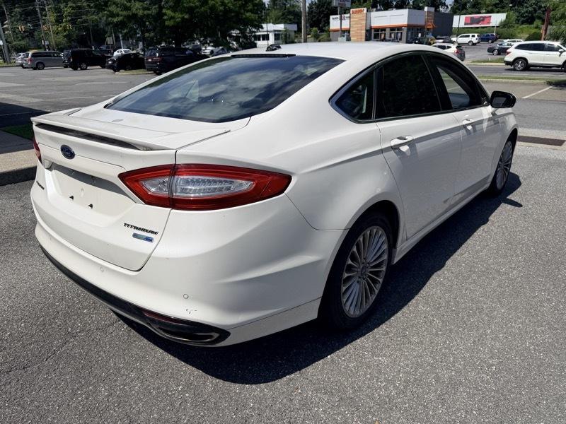 Ford Fusion Titanium AWD 2013