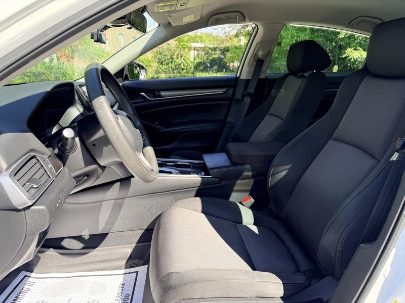 Honda Accord LX CVT 2020
