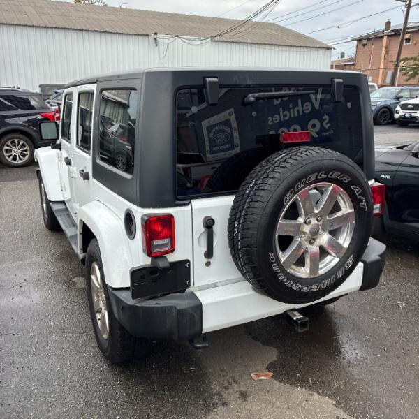 Jeep Wrangler Unlimited Sahara 4WD 2016