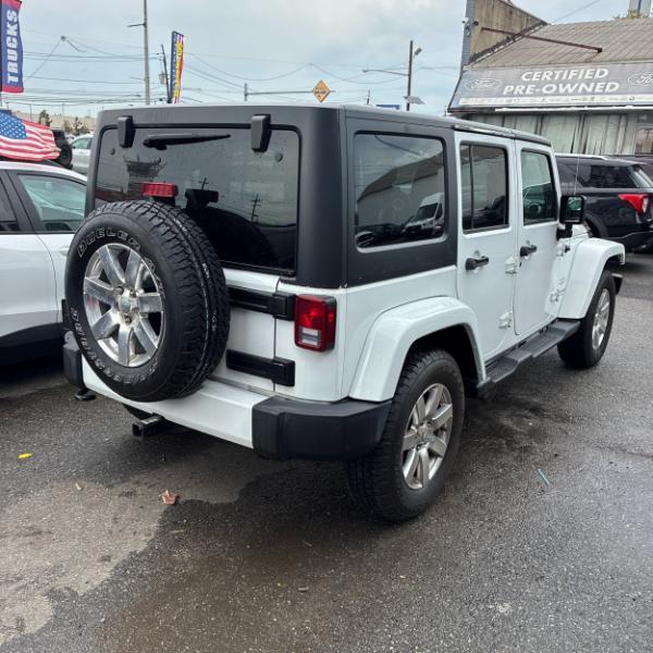 Jeep Wrangler Unlimited Sahara 4WD 2016
