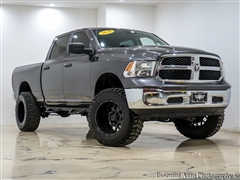 2020 RAM 1500 Classic  2020 RAM 1500 Classic