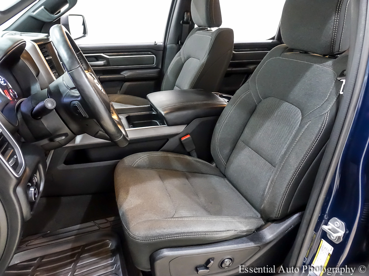 RAM 1500 Big Horn Crew Cab SWB 4WD 2019