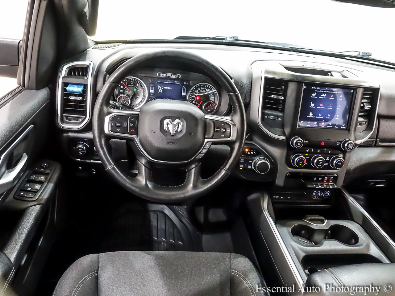 RAM 1500 Big Horn Crew Cab SWB 4WD 2019