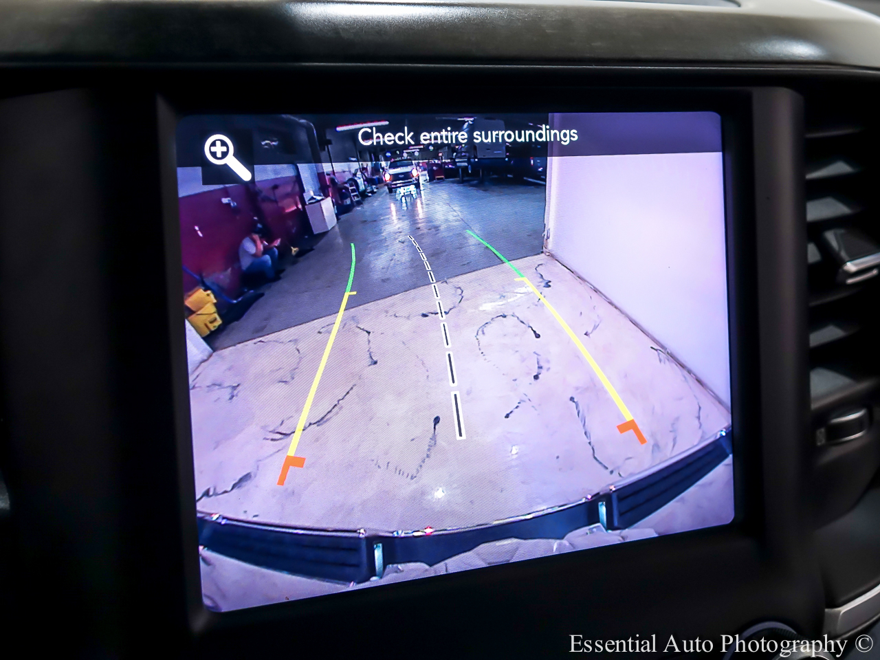 RAM 1500 Big Horn Crew Cab SWB 4WD 2019