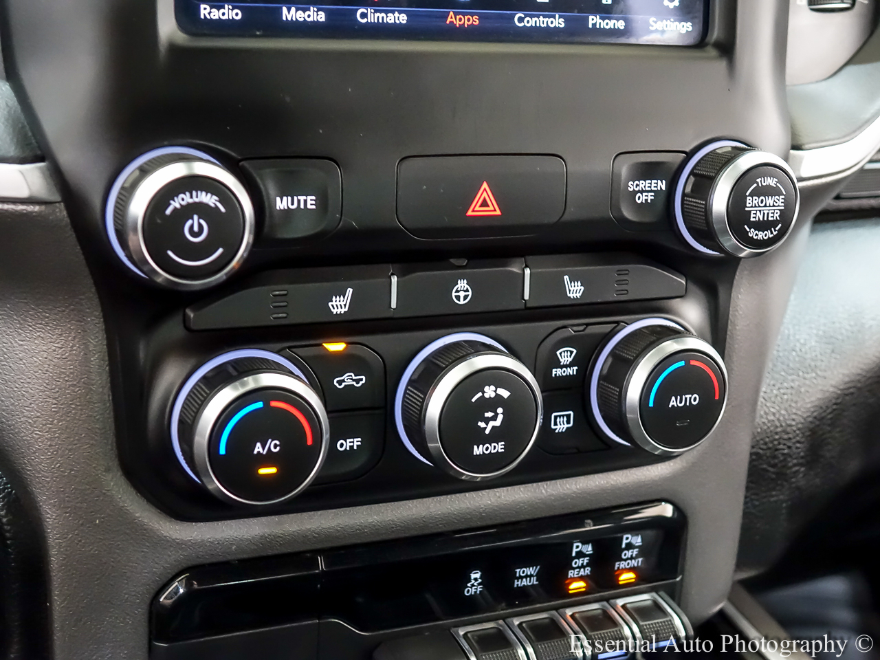 RAM 1500 Big Horn Crew Cab SWB 4WD 2019