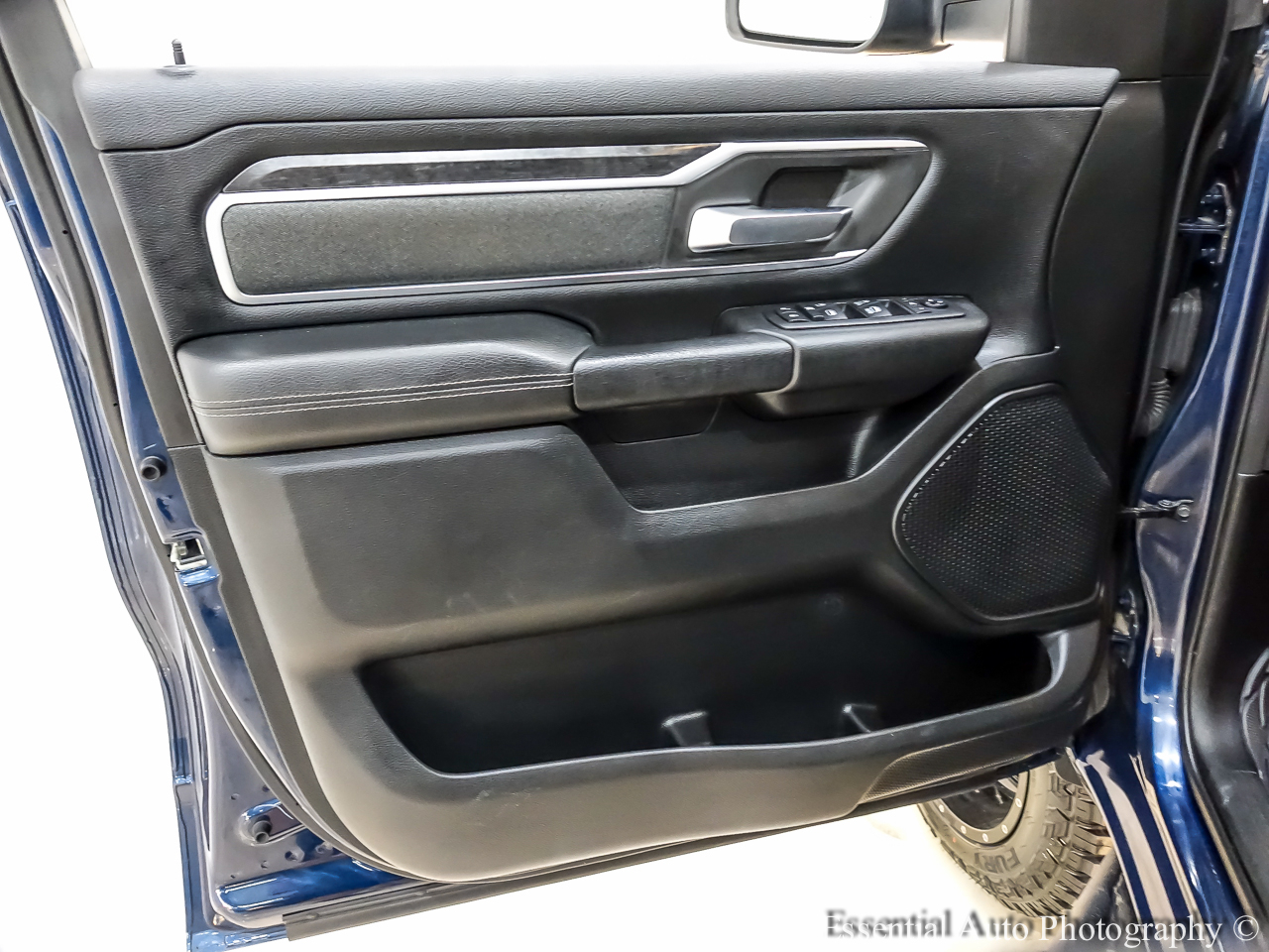 RAM 1500 Big Horn Crew Cab SWB 4WD 2019