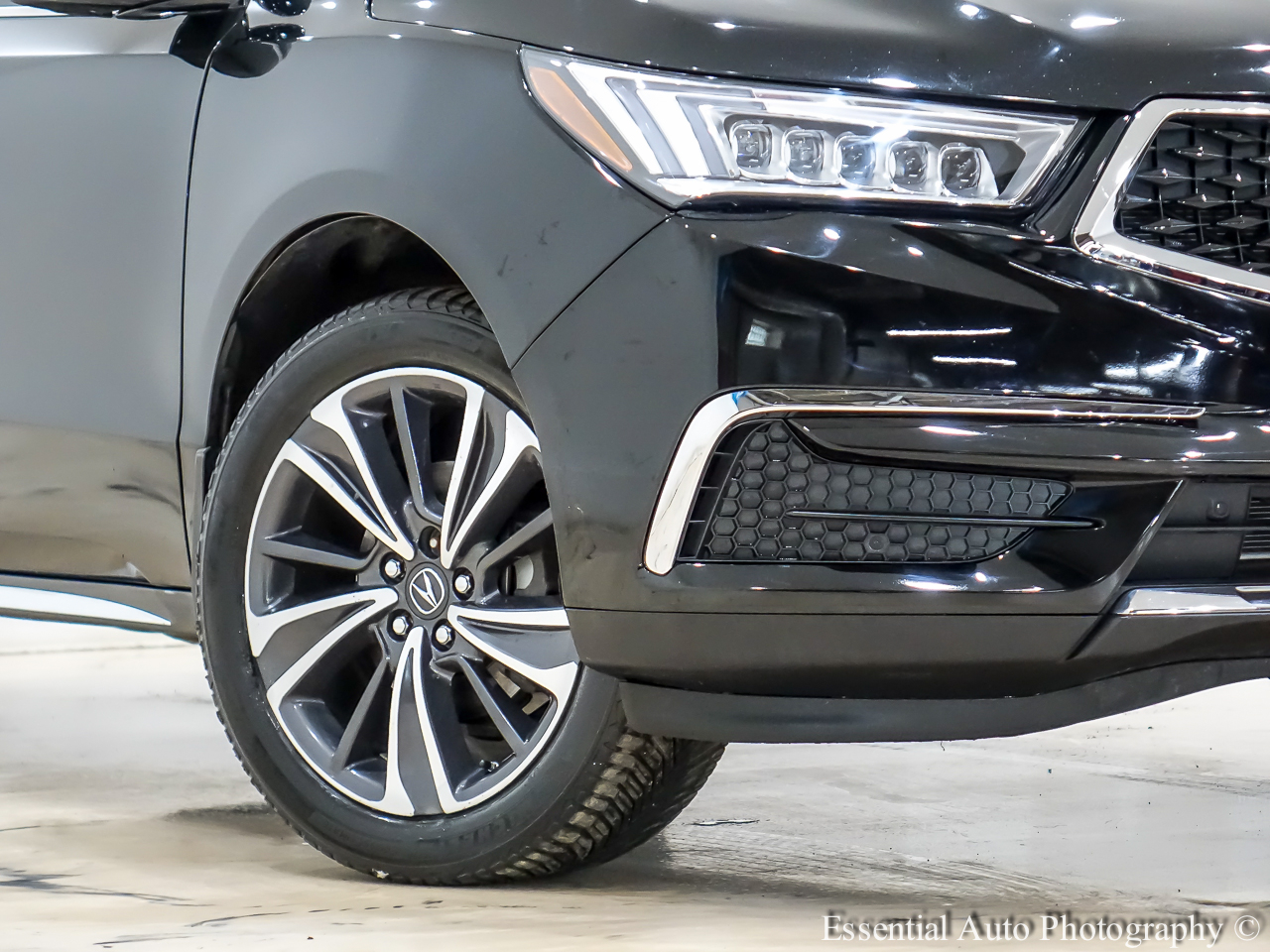 Acura MDX SH-AWD 9-Spd AT w/Tech Package 2020