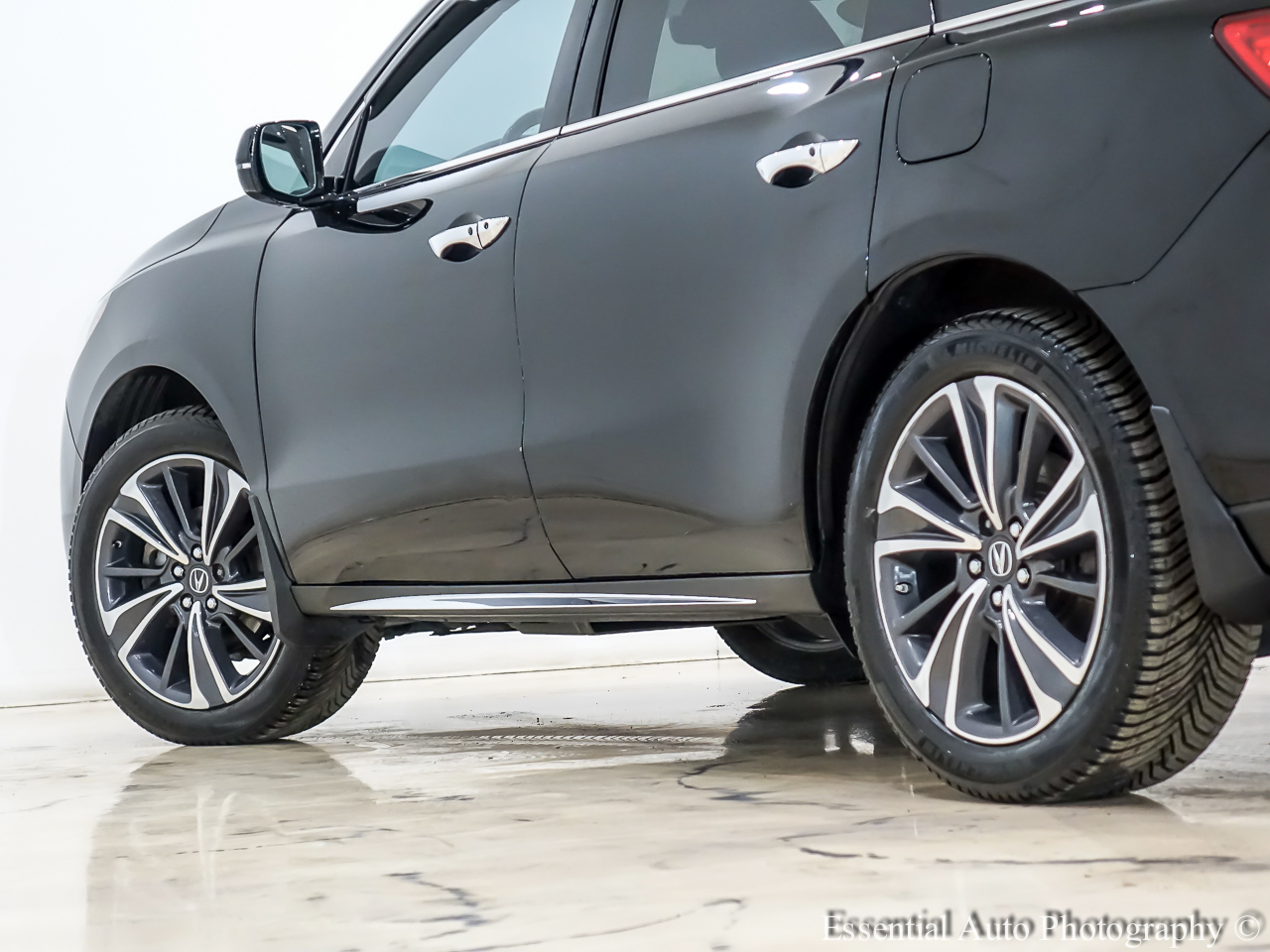Acura MDX SH-AWD 9-Spd AT w/Tech Package 2020